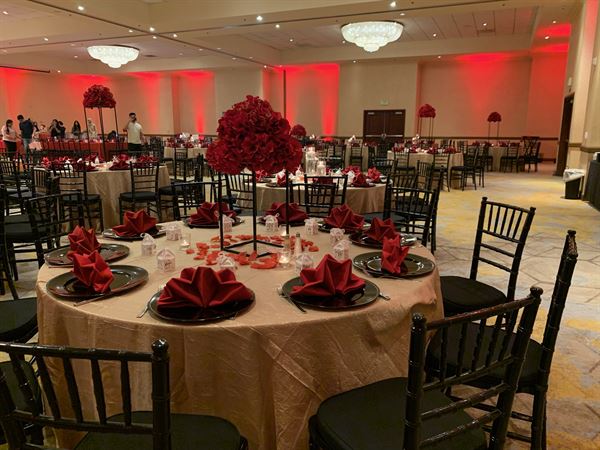 Hotel Zessa, a Doubletree by Hilton