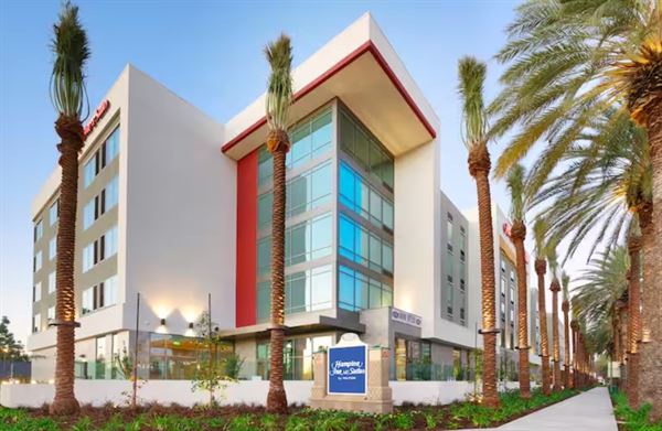 Hampton Inn by Hilton Anaheim Resort-Convention Center