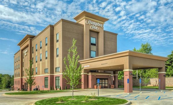 Hampton Inn Poplar Bluff