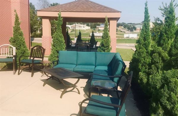 Hampton Inn Poplar Bluff