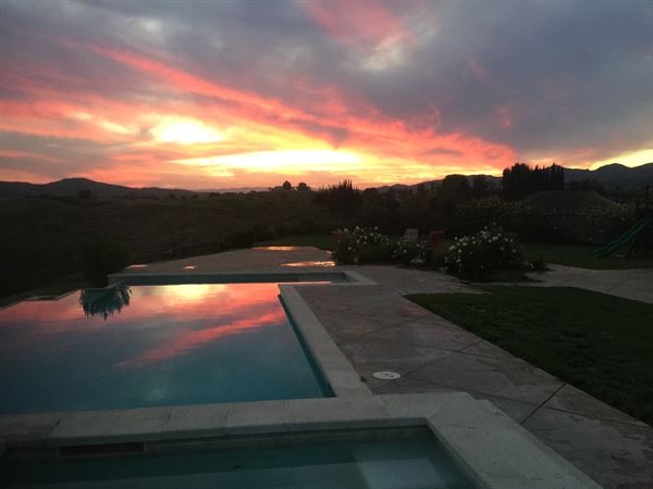 LA Infinity Hilltop Resort