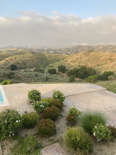 LA Infinity Hilltop Resort