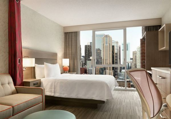 Home2 Suites by Hilton Chicago River North
