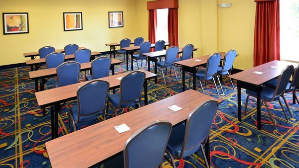 Hampton Inn & Suites Huntersville