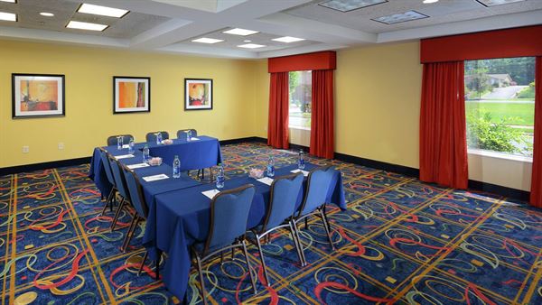Hampton Inn & Suites Huntersville