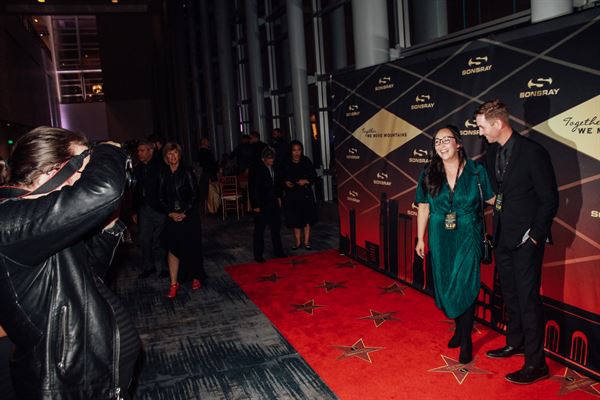 Hire a Paparazzi Columbus