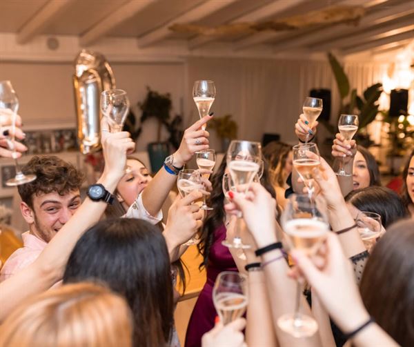 Champagne Sisters Mobile Bartending