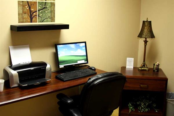 Gladstone Inn & Suites