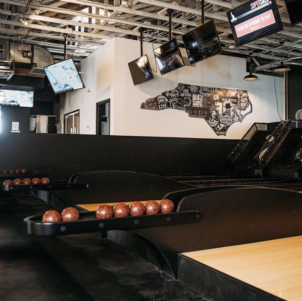 Slingshot Social Game Club