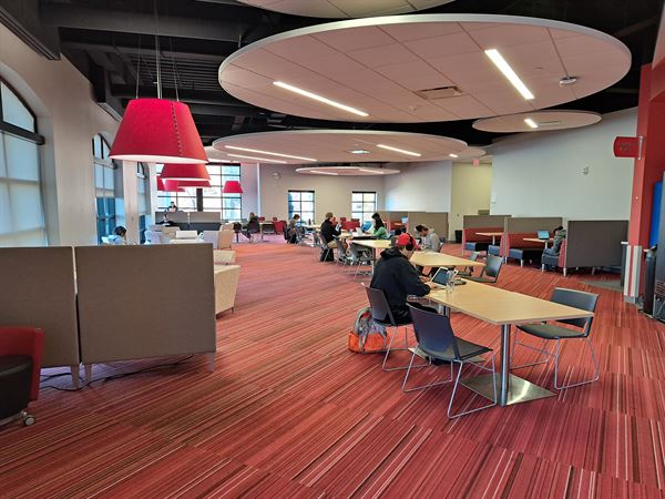 Grand View University, Kent L. Henning Student Center