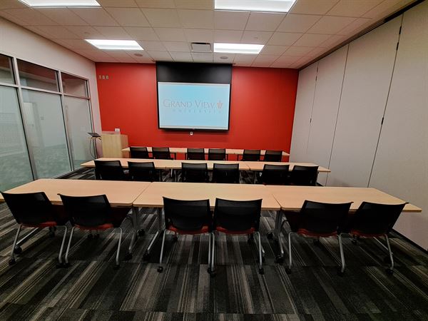 Grand View University, Kent L. Henning Student Center