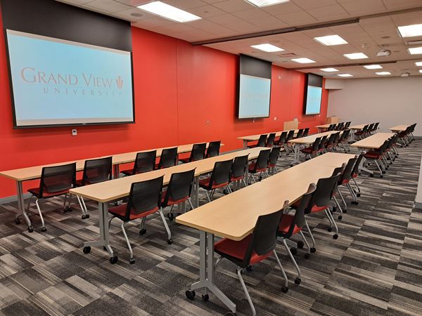 Grand View University, Kent L. Henning Student Center