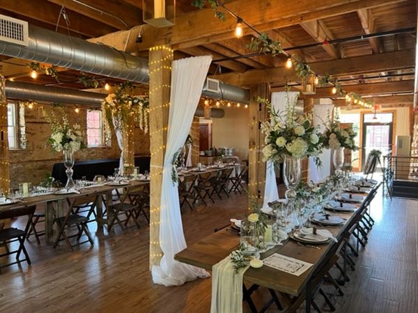 PALMER HOUSE STABLE  An authentic genuine 1838 boutique venue