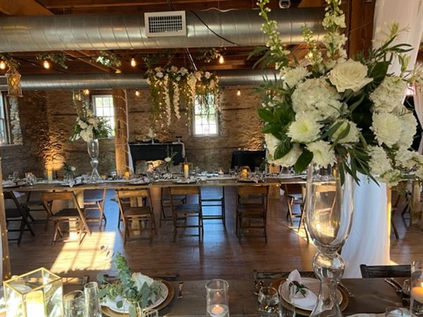 PALMER HOUSE STABLE  An authentic genuine 1838 boutique venue