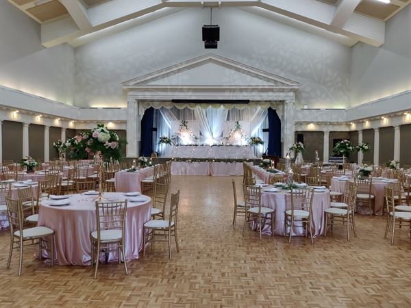 Wedding Finesse Event Decor & Rentals
