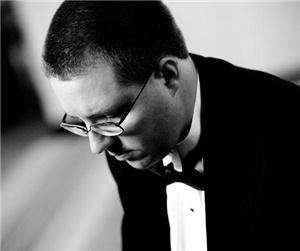 Eric Redmond, Pianist/Vocalist - Lake City