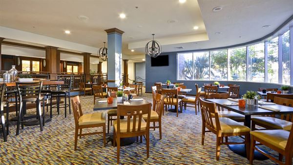 DoubleTree by HiltonPhoenix North