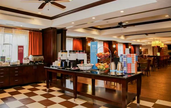 Hampton Inn Matamoras/Milford