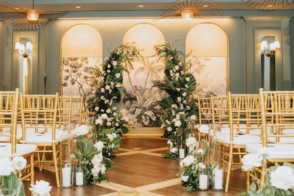 Virgin Hotels New Orleans