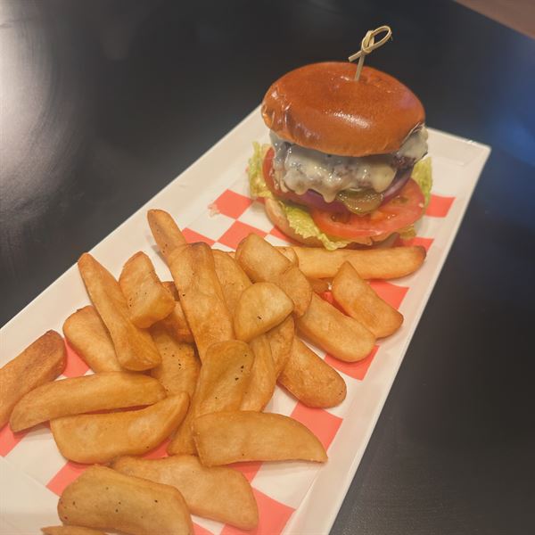 The Galway Shawl Irish Pub