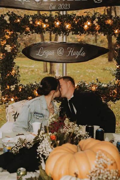 Agrestic Meadow Wedding Venue