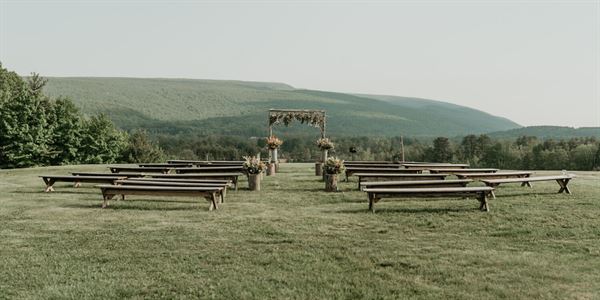 Rustic Ridge View Farm