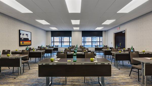 Embassy Suites Chicago - Downtown
