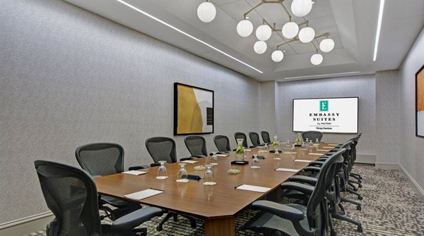 Embassy Suites Chicago - Downtown