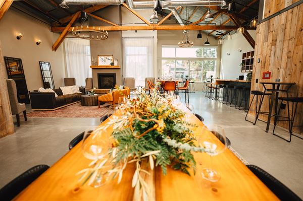 Brooks Note Winery and Tasting Room