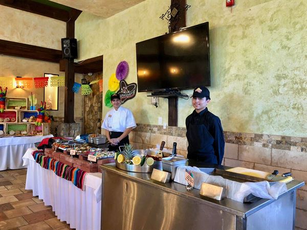 Los Cucos Mexican Cafe