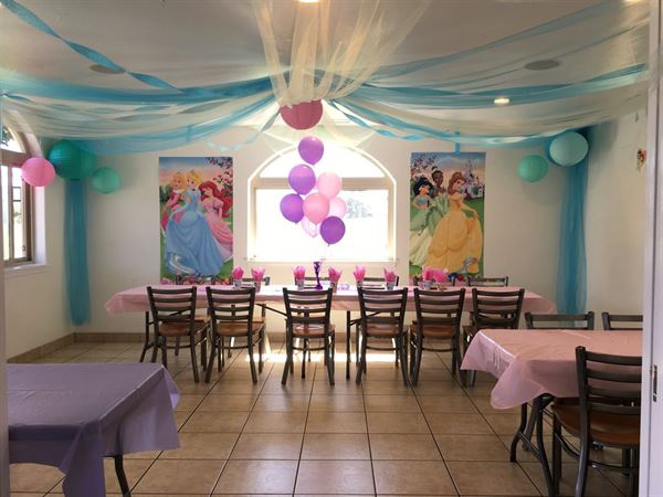 Emerald Dolphin Inn & Mini Golf