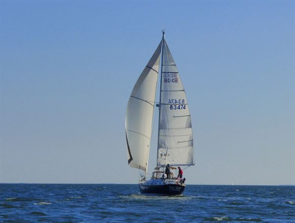 Island Chill Yacht Charters