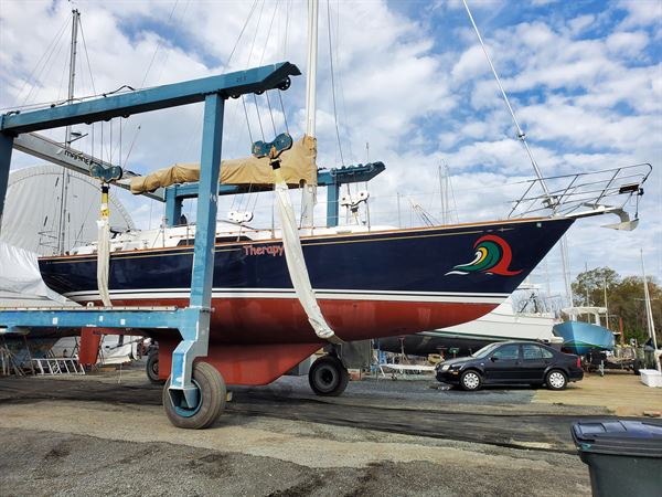 Island Chill Yacht Charters