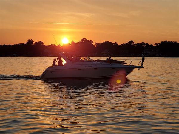 Island Chill Yacht Charters