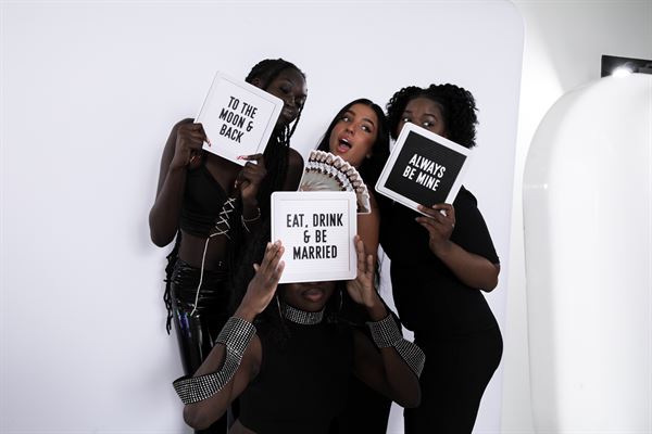 HappyFrame Photo Booth