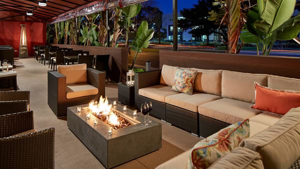 DoubleTree by Hilton Hotel LAX - El Segundo