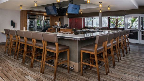 DoubleTree by Hilton Hotel LAX - El Segundo