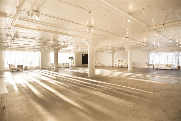 Skyline Loft + Rooftop