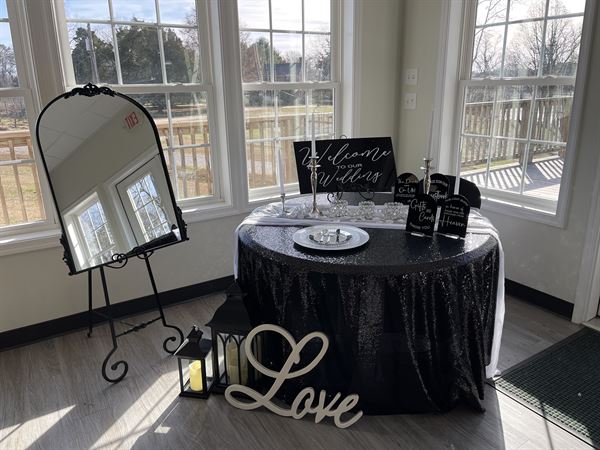 Rivah Vineyards at the Grove