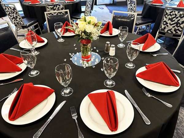 The Point Casino & Hotel, Three Paddles Hospitality Catering