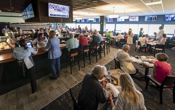 Rosie's Gaming and Colonial Downs