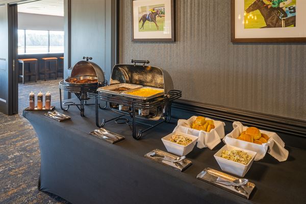 Rosie's Gaming and Colonial Downs