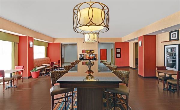 Hampton Inn Deming, NM