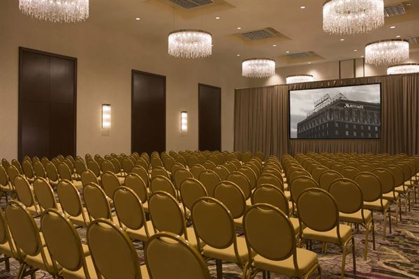 Peoria Marriott Pere Marquette