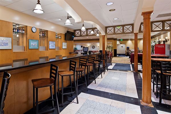 Best Western Plus Hotel and Conference Center Baltimore