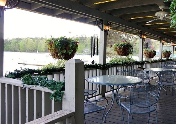 Lake Tiak O'Khata Resort