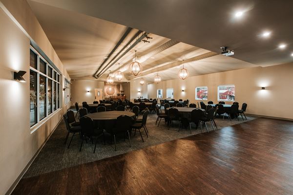 Sawmill Taphouse & Grill