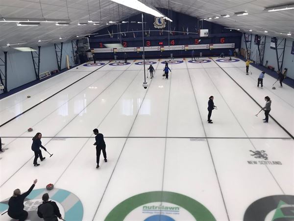 Mayflower Curling Club
