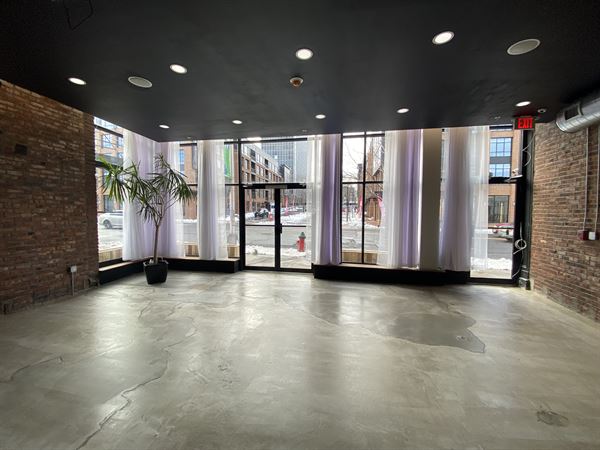 Broad & Eighth - Menta