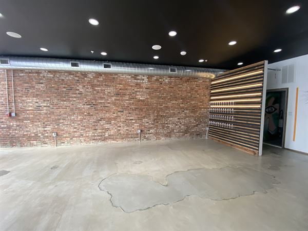 Broad & Eighth - Menta